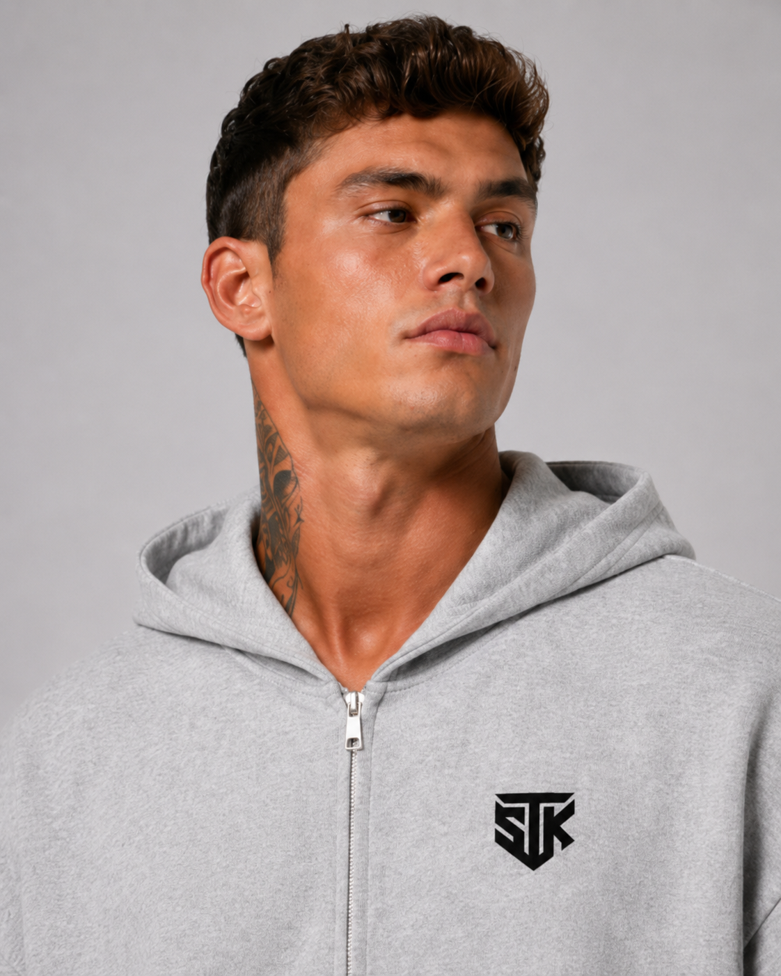 Minimalistic Essential Zip Up Hoodie (Light)