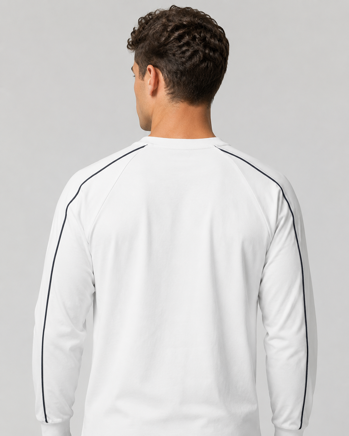 STRKE Raglan Performance Cover