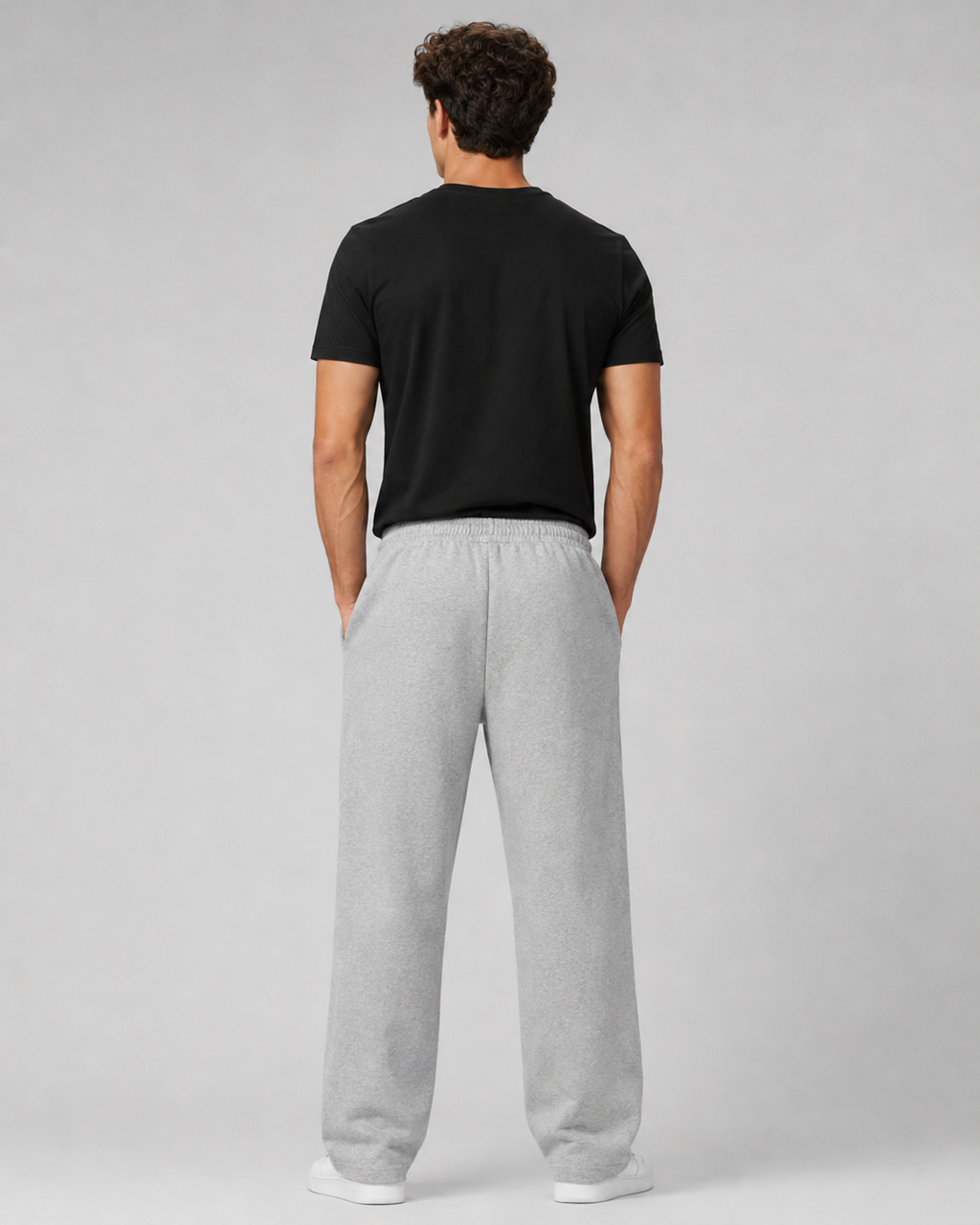 STRKE Essential Sweatpants