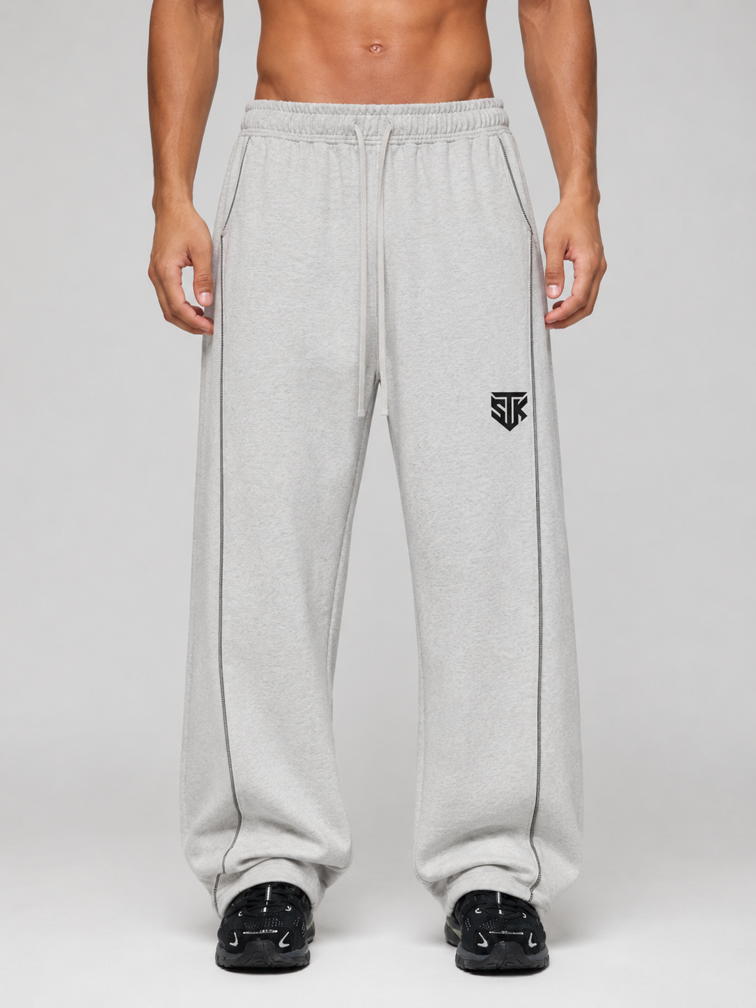 Minimalistic Light Heavyweight Barrel Leg Sweatpants